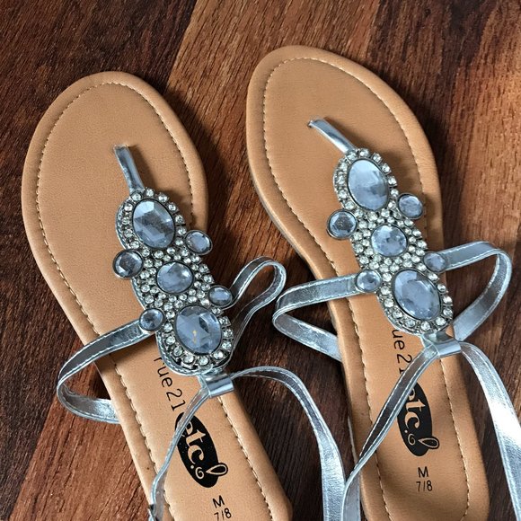 Rue21 Sandal with Silver Jewels M (7/8) - Picture 2 of 6